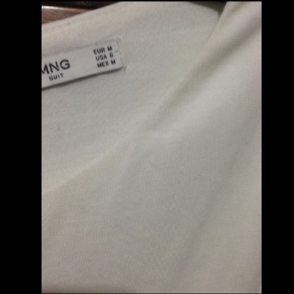 Dress - Picture 3 of 3